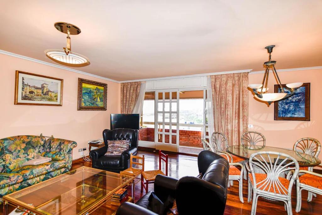 Apartament Vistas Increibles! A 3 Minutos De La Playa Con Wifi Santander Zewnętrze zdjęcie